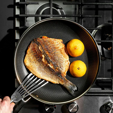 HexClad-Cookware-Is-Hybrid-Cookware-Worth-the-Hype?